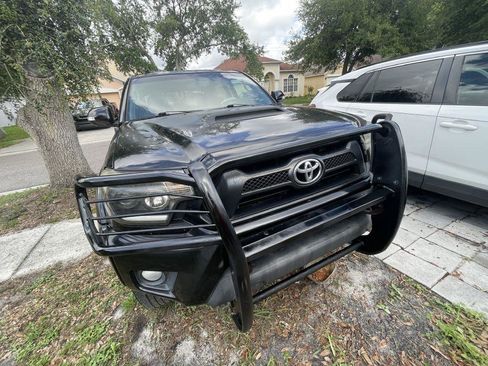 Used 2013 Toyota Tacoma PreRunner w/ TRD Sport Pkg RWD image 1