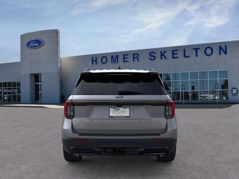 New 2026 Ford Explorer ST-Line w/ ST-Line Street Pack RWD image 5