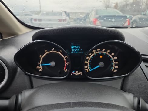 Used 2017 Ford Fiesta SE image 18