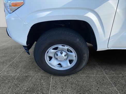 Certified 2023 Toyota Tacoma SR AWD/4WD image 14