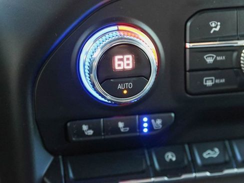 Used 2021 GMC Sierra 1500 SLT w/ SLT Convenience Package image 28