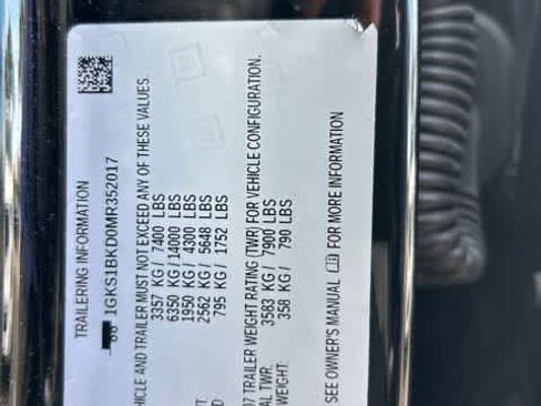 Used 2021 GMC Yukon SLT w/ SLT Premium Package RWD image 16