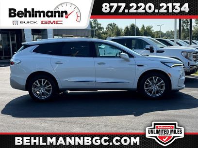 Used 2023 Buick Enclave Essence w/ Experience Buick Package
