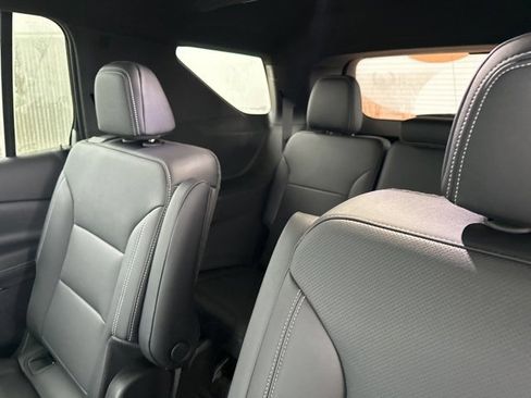 New 2026 Chevrolet Traverse LT w/ Sun and Wheel Package image 32