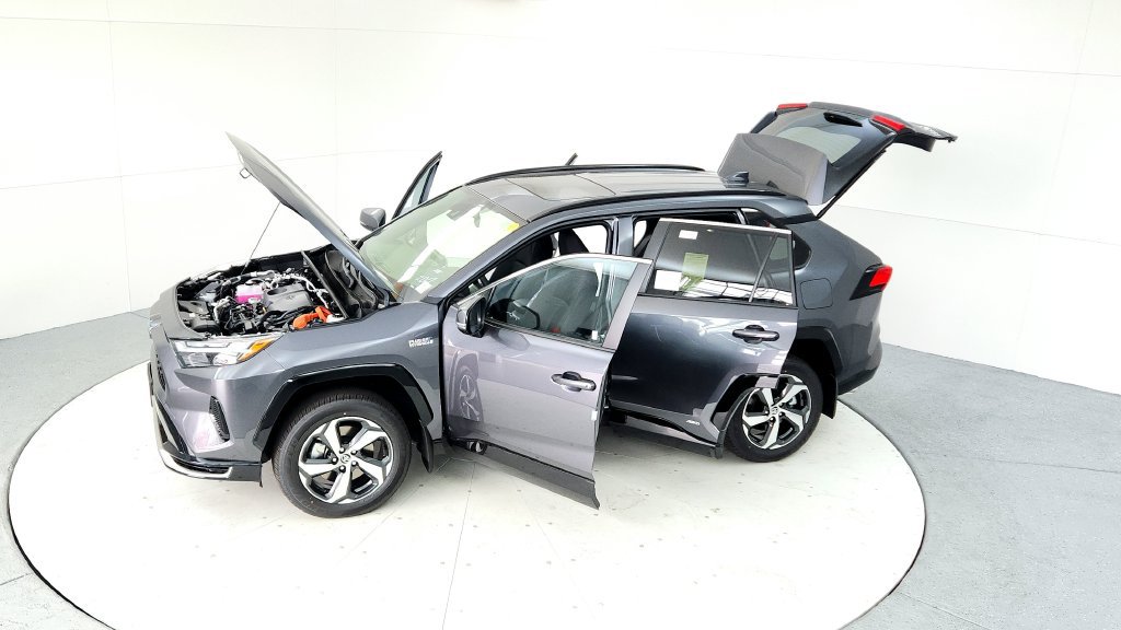 Certified 2024 Toyota RAV4 SE w/ Weather & Moonroof Package AWD/4WD image 18