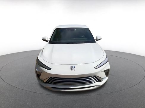 Used 2025 Buick Envista Preferred image 4