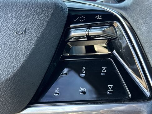 Used 2025 Cadillac Escalade Premium Luxury w/ Touring Package image 22