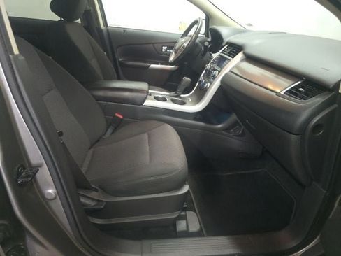 Used 2013 Ford Edge SEL FWD image 3
