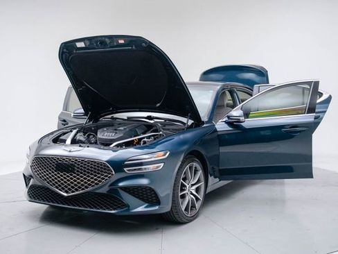 Used 2023 Genesis G70 2.0T AWD/4WD image 17