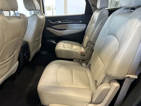 Used 2019 Buick Enclave Essence AWD/4WD image 32
