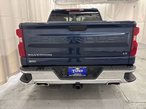 Used 2022 Chevrolet Silverado 1500 LT w/ Z71 Off-Road Package image 4