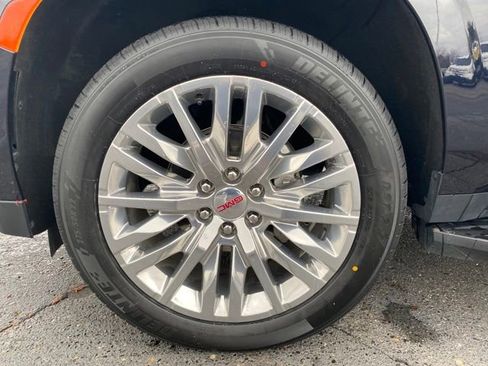 Certified 2023 GMC Yukon Denali image 24