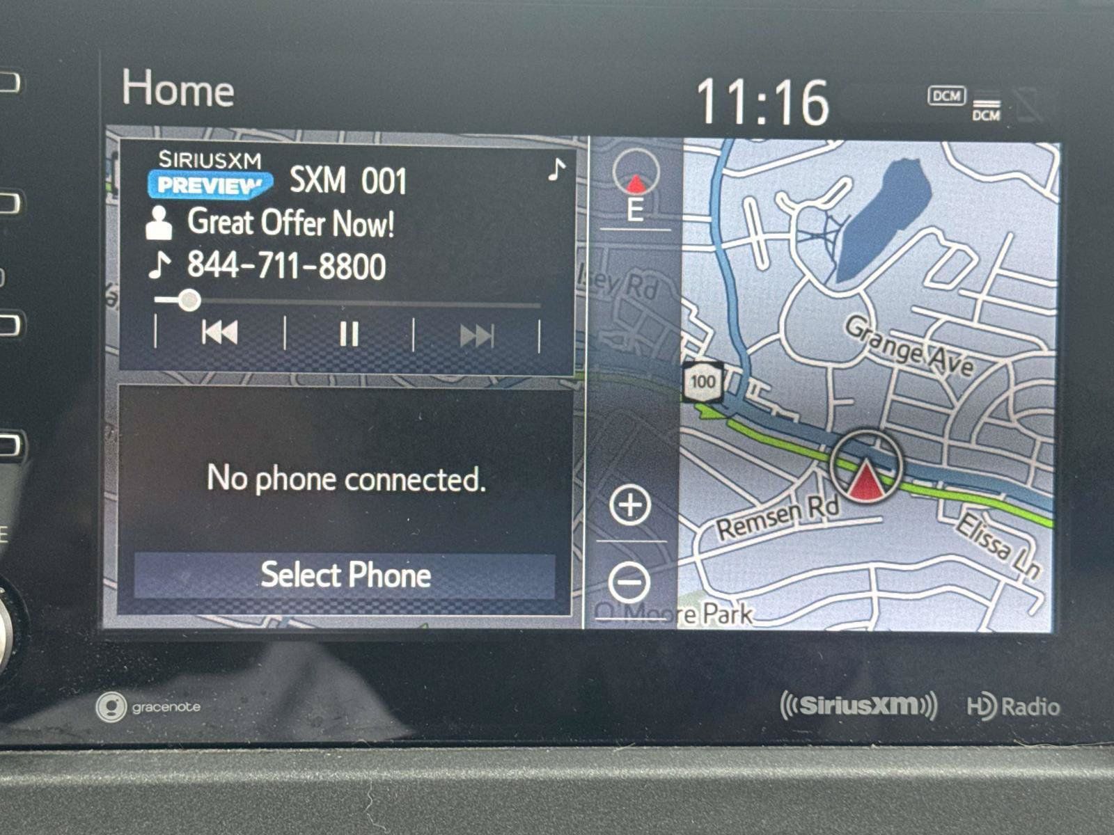 Used 2019 Toyota Sienna XLE w/ XLE Navigation Package FWD image 27
