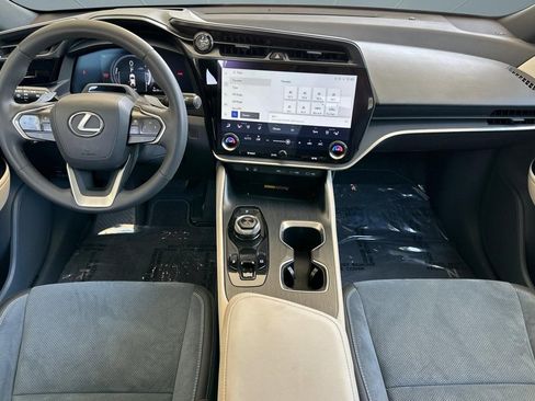 Used 2023 Lexus RZ 450e Premium w/ Accessory Package (Z1) AWD/4WD image 17