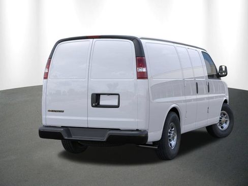 New 2026 Chevrolet Express 2500 w/ Driver Convenience Package RWD image 5