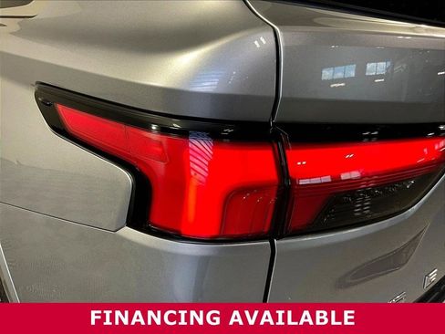Used 2024 Toyota Sequoia Capstone AWD/4WD image 23