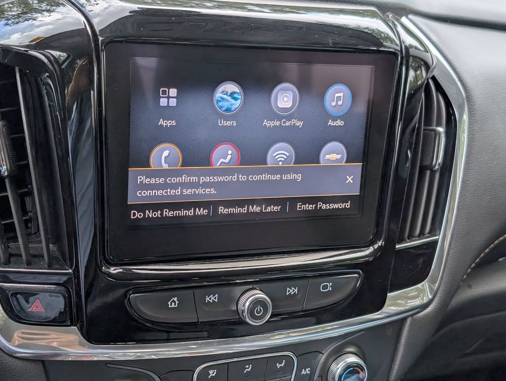 Used 2020 Chevrolet Traverse LT w/ Driver Confidence II Package AWD/4WD image 22