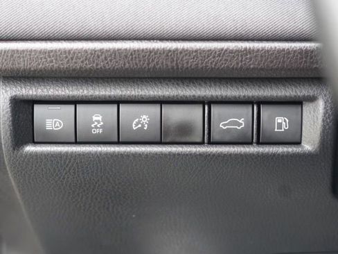 Used 2025 Toyota Camry LE w/ Convenience Package FWD image 20