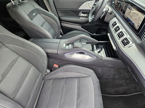 Certified 2025 Mercedes-Benz GLE 53 AMG 4MATIC image 15