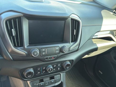 Used 2022 GMC Terrain AT4 w/ Infotainment Package II AWD/4WD image 18