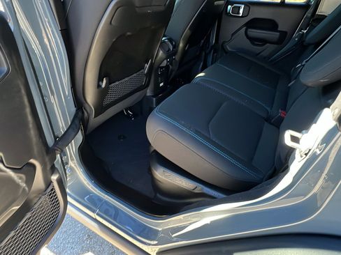 Used 2025 Jeep Wrangler Unlimited Rubicon 4xe w/ Safety Group image 23