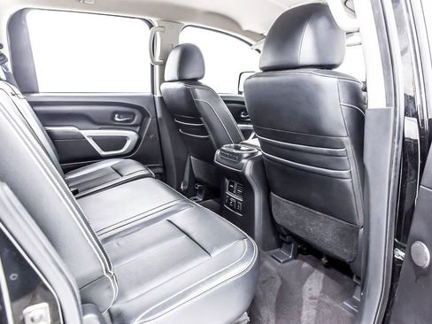 Used 2018 Nissan Titan PRO-4X w/ Pro-4x Convenience Package image 29