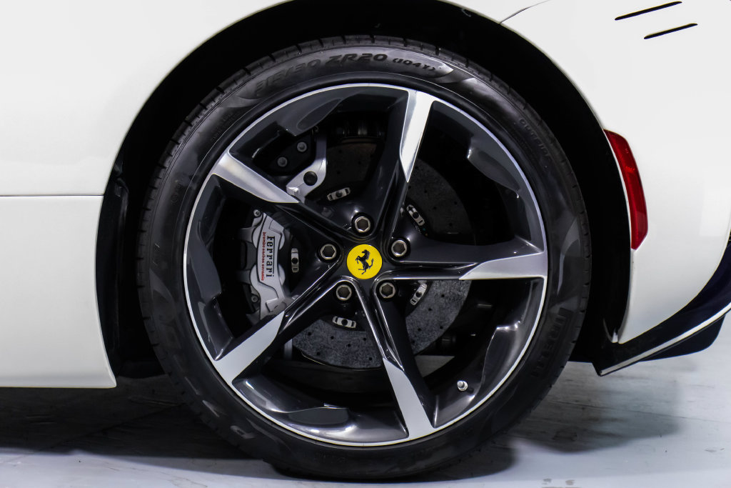 Certified 2022 Ferrari SF90 Spider AWD/4WD image 60