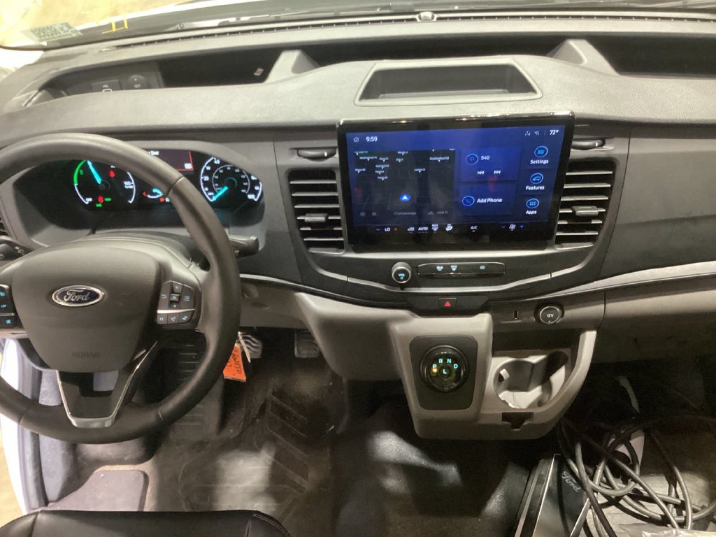 Used 2023 Ford E-Transit Medium Roof RWD image 11