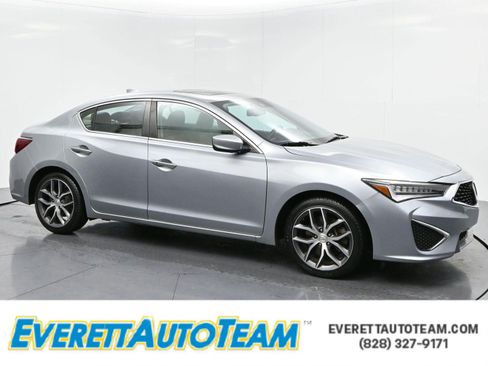 Used 2019 Acura ILX w/ Technology Package image 1