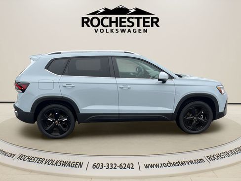 New 2026 Volkswagen Taos SEL AWD/4WD image 7