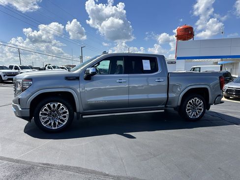 Used 2024 GMC Sierra 1500 Denali Ultimate image 5