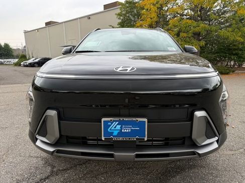 New 2026 Hyundai Kona SEL Premium image 2