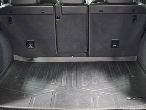 Used 2017 Porsche Cayenne S Platinum image 41