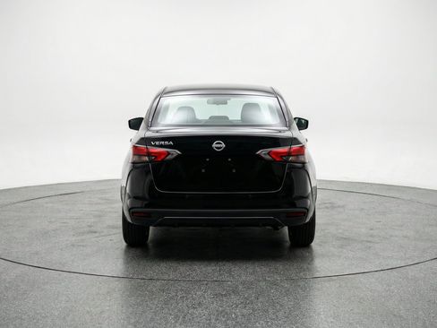 Used 2025 Nissan Versa SV FWD image 7
