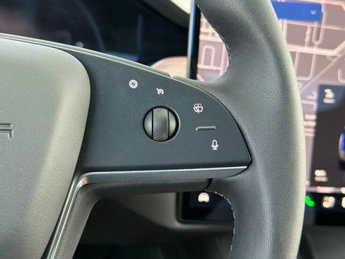 Used 2023 Tesla Model X AWD/4WD image 30