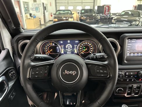 Used 2018 Jeep Wrangler Unlimited Sport S AWD/4WD image 20