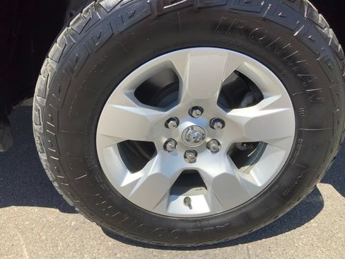 Used 2025 RAM 1500 Big Horn AWD/4WD image 11