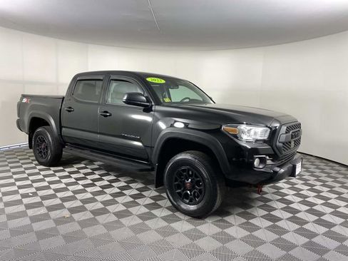 Used 2023 Toyota Tacoma SR5 w/ SX Package AWD/4WD image 1