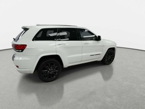 Used 2021 Jeep Grand Cherokee Laredo X AWD/4WD image 9