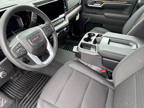 New 2026 GMC Sierra 1500 SLE w/ Preferred Package RWD image 9