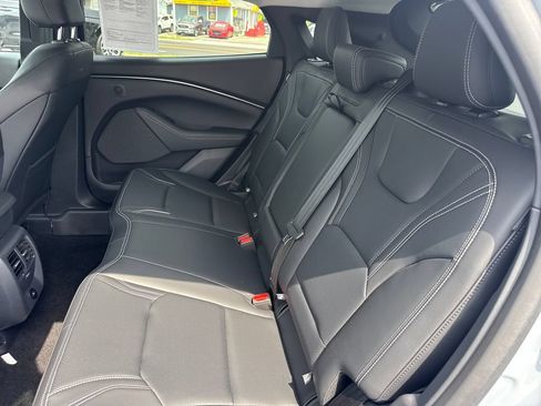 Used 2025 Ford Mustang Mach-E Premium AWD/4WD image 14