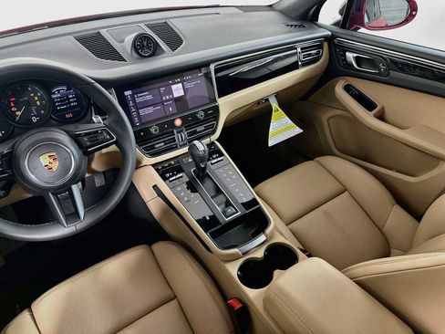 New 2026 Porsche Macan AWD/4WD image 25