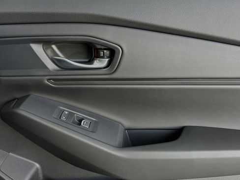 New 2025 Honda Accord SE image 18