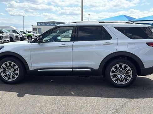 New 2026 Ford Explorer Platinum RWD image 6