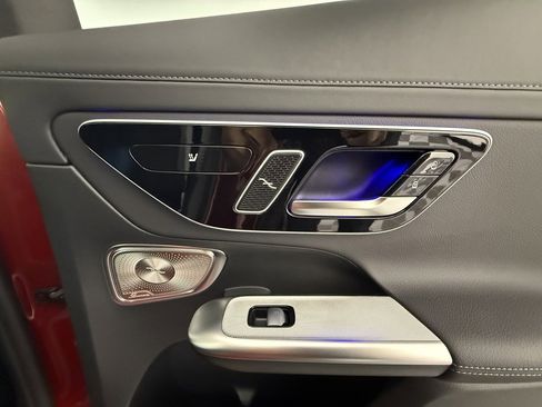 Certified 2024 Mercedes-Benz GLC 300 4MATIC image 28