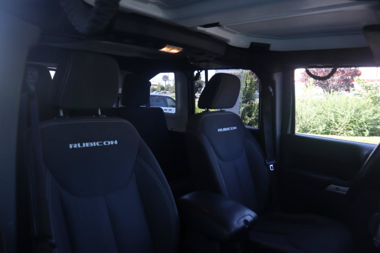 Used 2017 Jeep Wrangler Unlimited Rubicon w/ Cold Weather Group AWD/4WD image 48