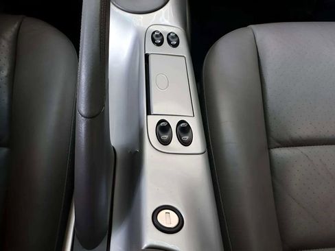 Used 2005 Porsche 911 Carrera image 10