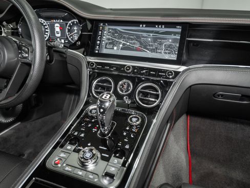 Used 2020 Bentley Continental GT image 26