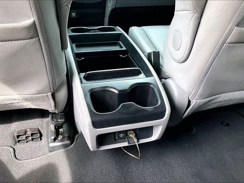 Used 2019 Honda Odyssey EX-L image 34