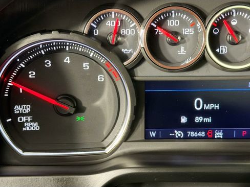 Used 2022 Chevrolet Silverado 1500 LT w/ Convenience Package II AWD/4WD image 13